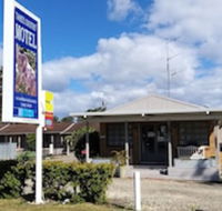 Taree Country Motel - Renee