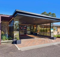 Econo Lodge Savannah Park Tamworth - Petrol Stations