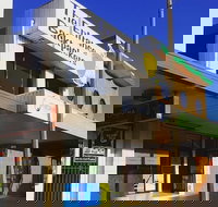 The Entrance Backpackers - Hostel - Internet Find