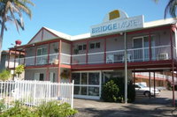 Bridge Motel