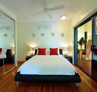 Misty Mountains Rainforest Retreat - Renee