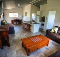 Killarney View Cabins  Caravan Park - Internet Find
