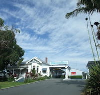Colonial Court Motor Inn - Internet Find