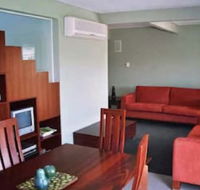Red Brier Cottage Accommodation - Renee