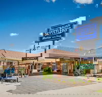 Australian Settlers Motor Inn - Internet Find