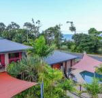 Pandanus Holiday Apartments - Petrol Stations