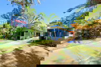 Bargara Gardens Motel  Holiday Villas