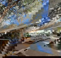 Jacana Apartments - Internet Find