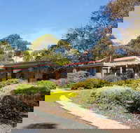 Deakin Geelong Units - Qld Realsetate