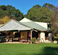 Canterbury Cottage Northcliffe - Internet Find