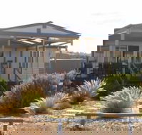 Linger Longer Accommodation SA - Internet Find