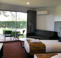 Country Capital Motel - Petrol Stations
