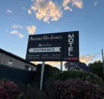 Asters on James Motor Inn - Internet Find