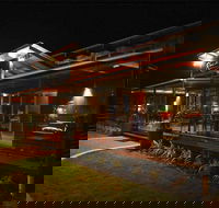 The Rocks Motel - Renee