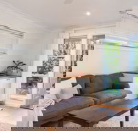 Surf Side Retreat - Internet Find