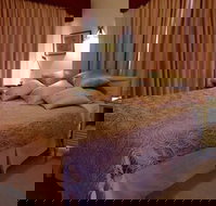 Kadina Bed  Breakfast - Renee