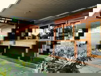 The Commercial Hotel Motel