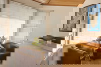 Elphin Motel  Serviced Apartments