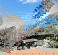 Eleebana Guest House - Renee