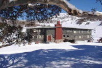 Swagman Chalet