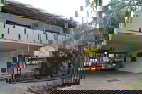 Frogshollow Backpackers