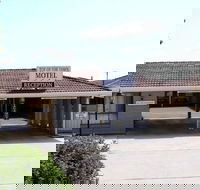 Top Of The Town Motel - Internet Find