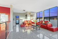 Villa De Marseilles Melbourne