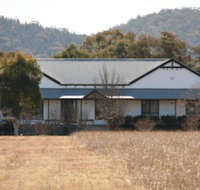 The Farmhouse at Blue Wren Wines - Qld Realsetate