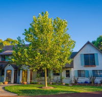 Sienna Lodge - Renee