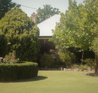 Lynrose Place - Internet Find