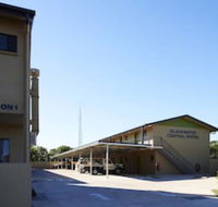 Blackwater Central Motel - Swimm