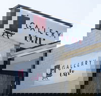 Gallery Hotel - Renee