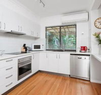 Bedford Terrace 3 - Renee