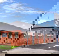 Newington Apartments - Internet Find