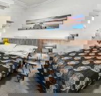 Rest Motels Naracoorte - Renee