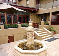 The Old Bank Boutique Hotel - Renee