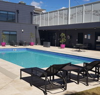 Mercure Tamworth - Petrol Stations