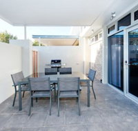 Loxton Courthouse Apartments - Swimm