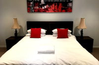 Deluxe Lake View House