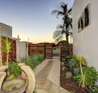 ZEN Beach Retreat - Petrol Stations