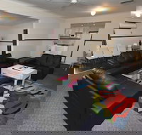 Macquarie Cottage - Renee