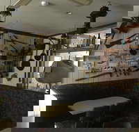 Snowy Mountains Coach and Motor Inn - Qld Realsetate