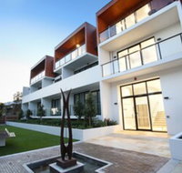 Northcote Hill - StayCentral - Renee