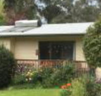 Strathmore Farm B  B - Internet Find
