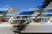 Maggies Beachfront Apt. 3