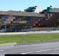 Snow Gate Motel and Apartments - Qld Realsetate