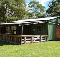 Four Bull Hut - Internet Find