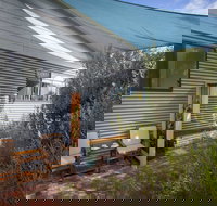 Coorong Cabins - Wren Cabin - Internet Find