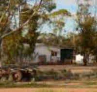 Nulla Nulla Farm Retreat - Internet Find