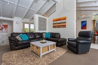 Ocean's 30 - Ultimate Beach Frontage